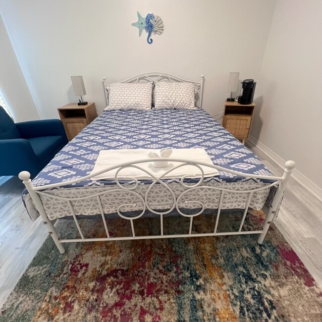 4584 Tamarind Dr unit A, Milton, FL 32571 - photo 4