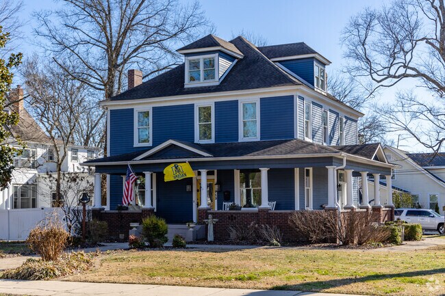 Colorful two story Bungalow homes can be found in the city of Murray.