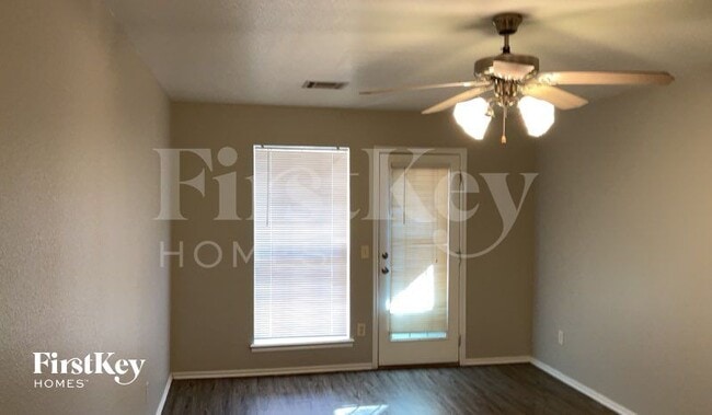 1202 SW 23rd St, Moore, OK 73170 - photo 5