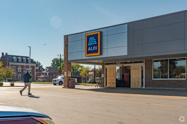 Residents can head to Aldi for their daily shopping and grocery needs.