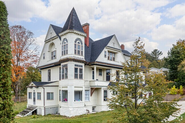 The eastern portion of Wausau has some of the larger historic builds, including Victorian styles.