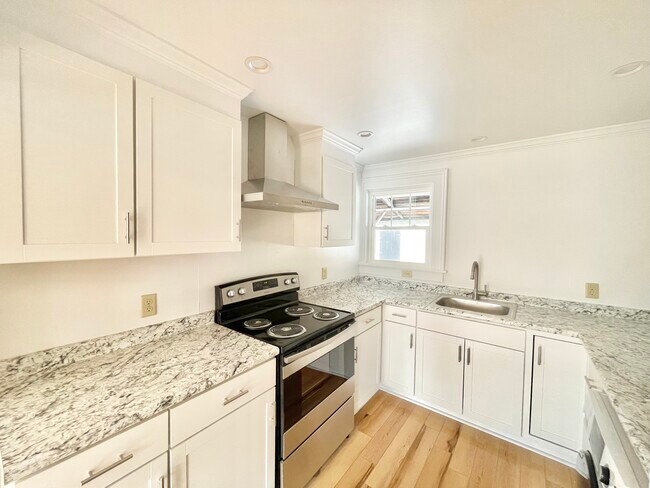 50 High St unit 2, Plainfield, VT 05667 - photo 4