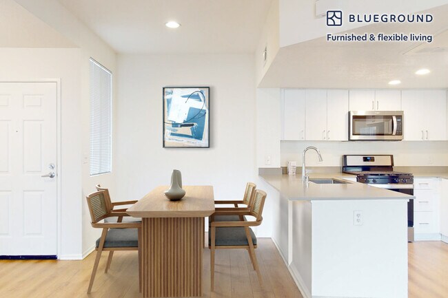 351 Hodencamp Rd unit FL1-ID8820A, Thousand Oaks, CA 91360 - photo 5