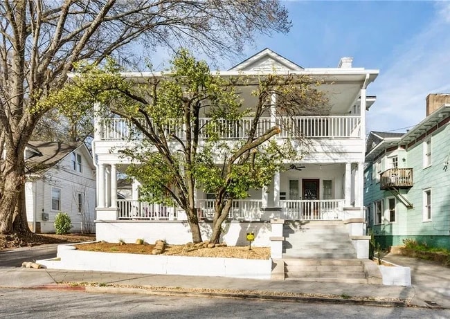 1118 Colquitt Ave NE unit CarriageHouse, Atlanta, GA 30307 - photo 2