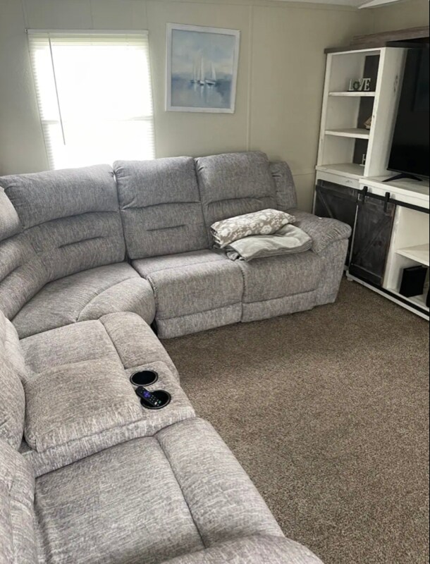 307 Helen St, Jacksonville, NC 28546 - photo 3