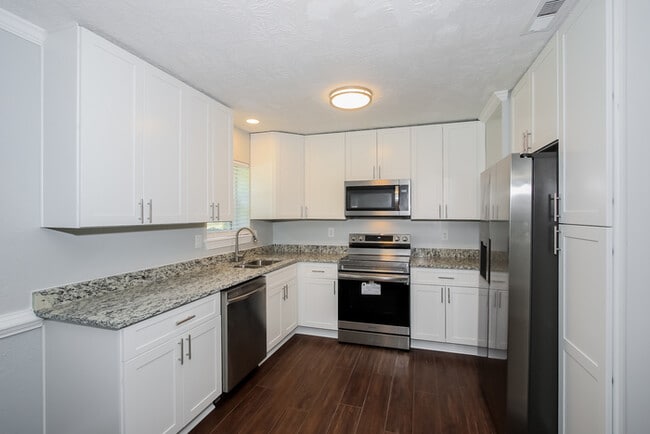 1861 Engle Ct, Augusta, GA 30906 - photo 3