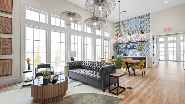 LEO at Bristol, Bristol, WI 53104 - photo 6