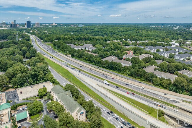 GA 400 gives quick access to Buckhead and Downtown Atlanta from Lenox Village.