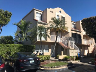 8585 NW 6th Ln Unit 110, Miami, FL 33126