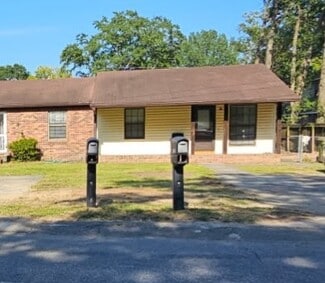 2807 Julius Felder St, Cayce, SC 29033