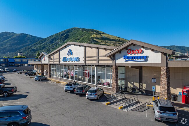 Backdropped by Mount Sentinel, Albertsons is a popular grocer for Upper Rattlesnake residents.