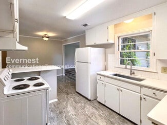 1217 Hendrix Ave, Little Rock, AR 72204