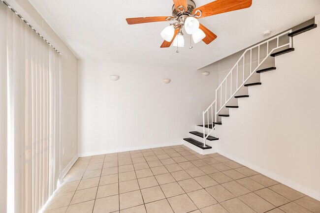 6847 Mayo Blvd unit C, New Orleans, LA 70126 - photo 3