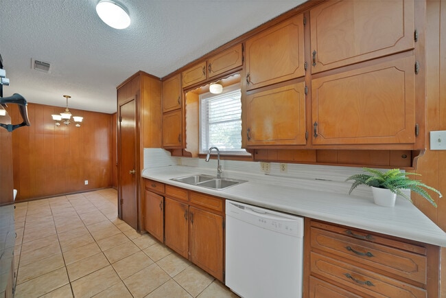 6516 Perdido Dr, Watauga, TX 76148 - photo 6