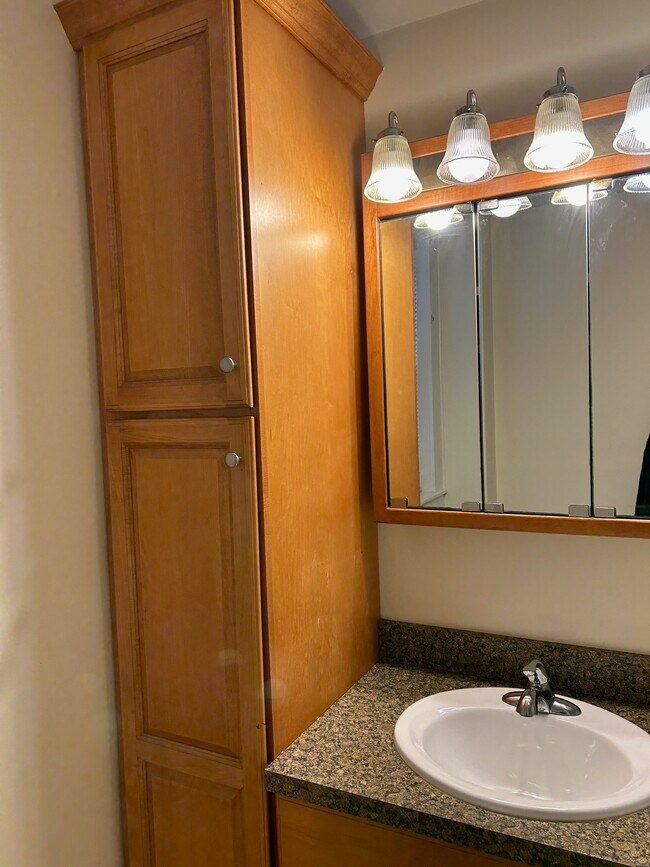 4 Riggs St, Gloucester, MA 01930 - photo 5