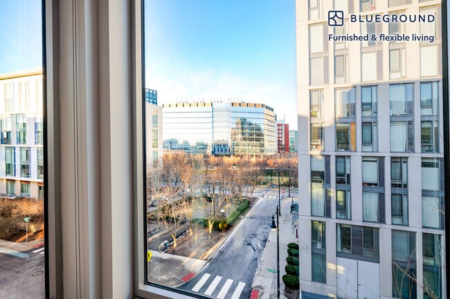 2 Leighton St unit FL4-ID1297, Cambridge, MA 02141 - photo 5