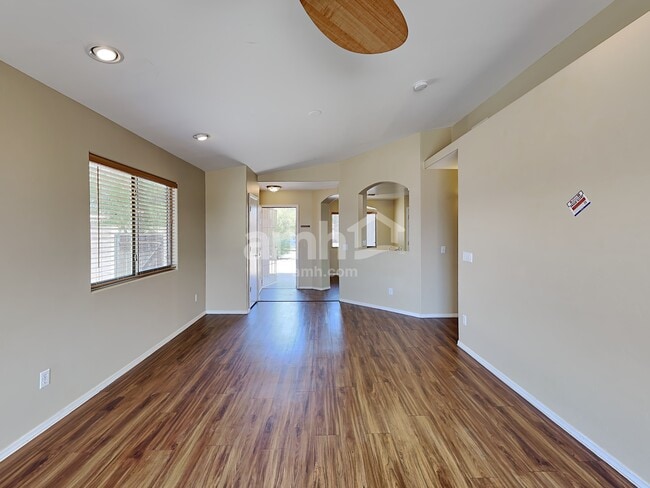 5556 S Desert Redbud Dr, Tucson, AZ 85757 - photo 6