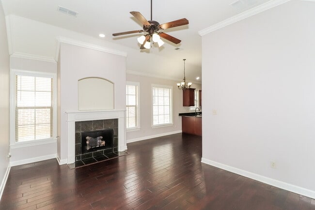 6832 Lagrange Grove Dr, Cordova, TN 38018 - photo 4