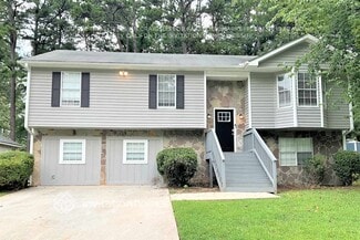 987 Fox Valley Trail, Stone Mountain, GA 30088