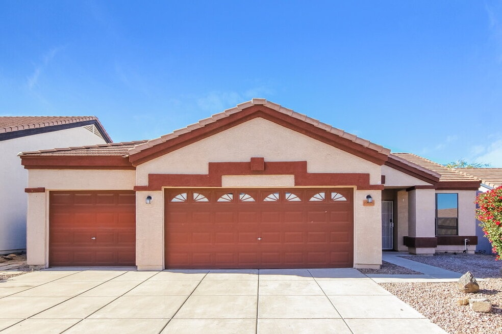 19826 N 21st St, Phoenix, AZ 85024 - photo 1