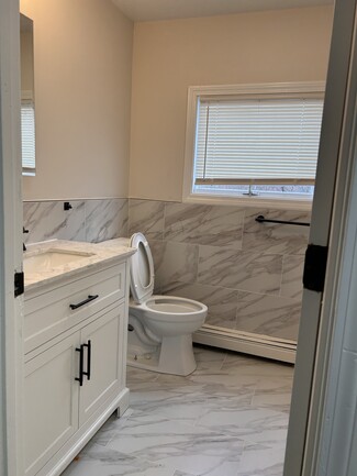 681 Charles St Unit 4, Providence, RI 02904