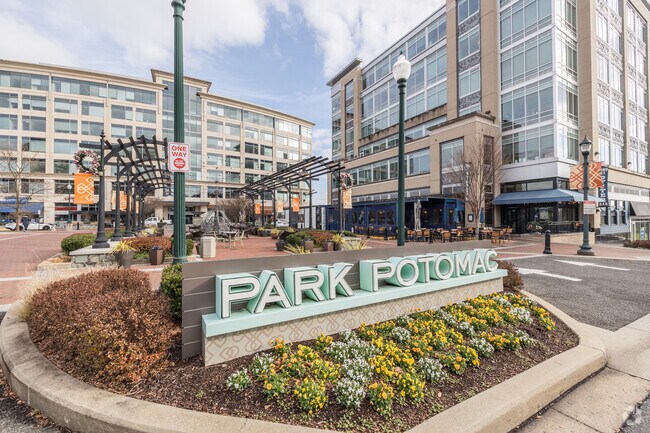 Potomac’s Park Potomac shopping center is the place to be for great shopping and food