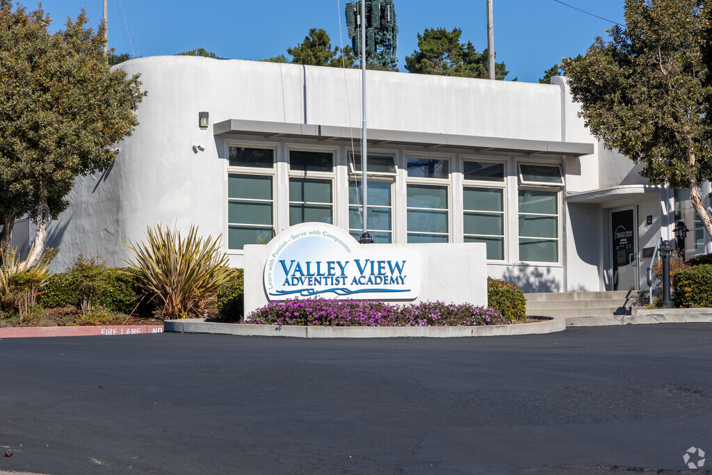 Valley View Adventist Academy.