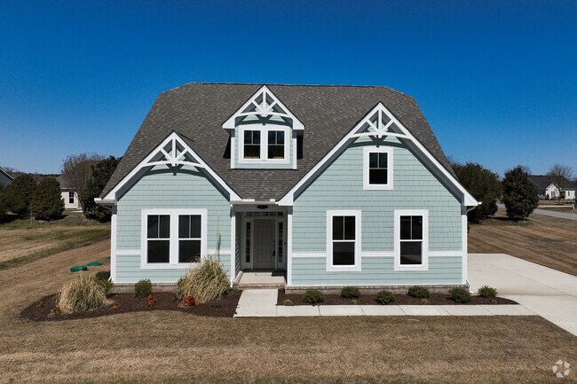 Albemarle Plantation pays homage to coastal architecture with its beautiful, seaside-style homes.