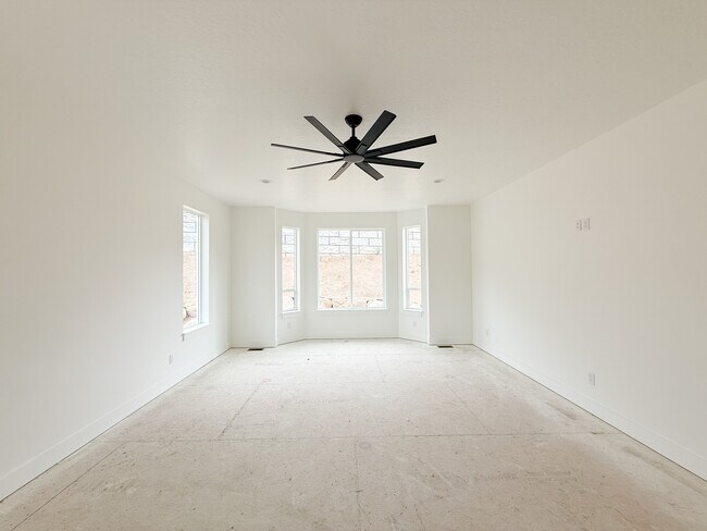 5330 N Springview Ct, Lehi, UT 84043 - photo 7