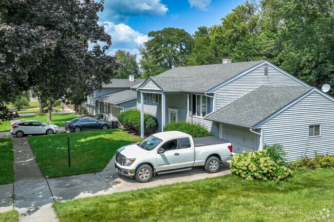 Colonial style homes are less common but can be found within the Forest Hills View neighborhood.