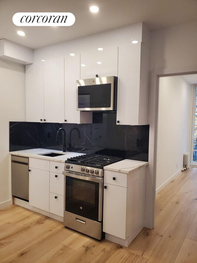 509 E 77th St, New York, NY 10075