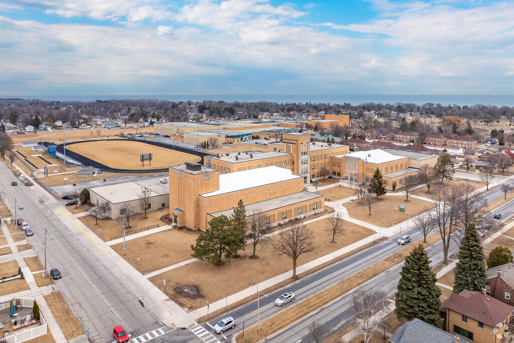 Urban Middle School in Sheboygan has a student-teacher ratio of 14 to 1.