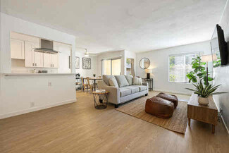 1855 Diamond St, San Diego, CA 92109