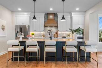 10 Summertime Circle, Stonington, CT 06379