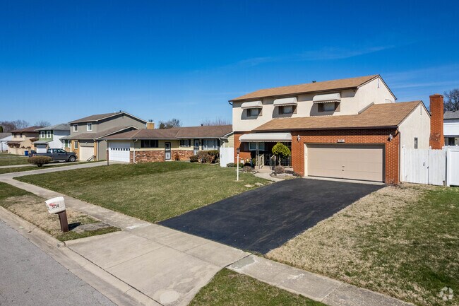 Cumberland Ridge has many kinds of home styles to choose from.