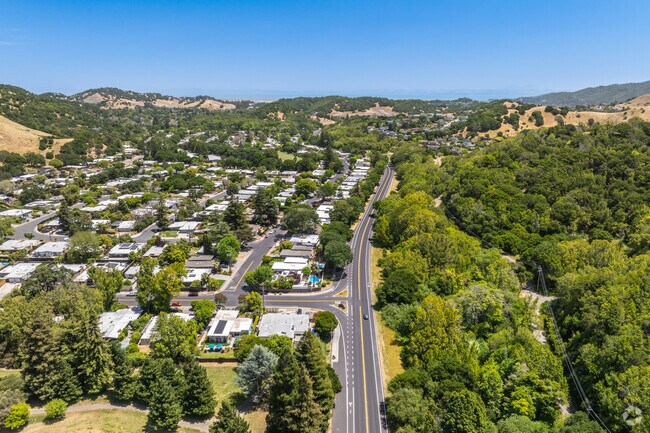 Lucas Valley Road can be seen below, connecting the neighborhood with the rest of the bay area.