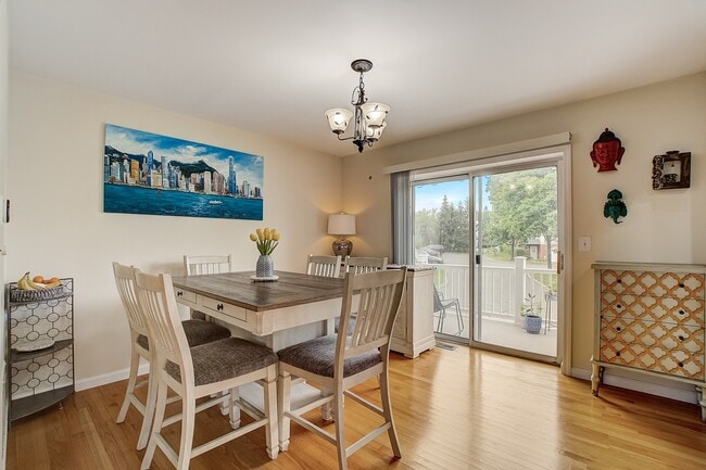 Dining Area with balcony