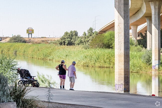 A main attraction of Avenue B and C, AZ is the nearby scenic Colorado River