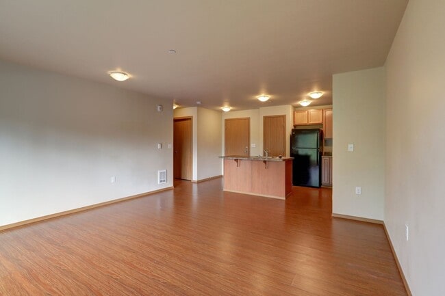 DubSea Apartments | Modern Apartment Homes w/ In-Unit Laundry, Seattle, WA 98146 - photo 6