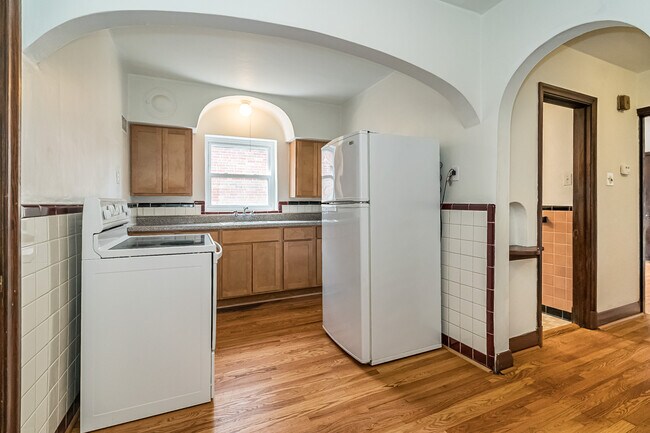 6525 Devonshire Ave unit 2W, Saint Louis, MO 63109 - photo 7