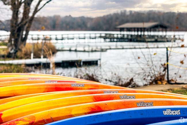 Lake Fayetteville Park is offering a boating dock and marina for rentals.