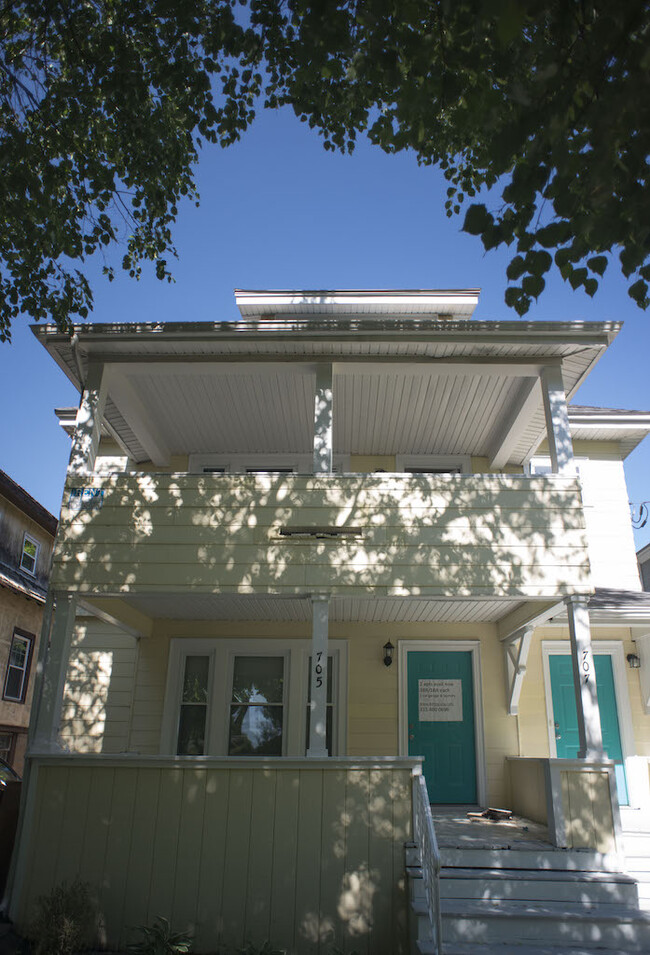 705 Ackerman Ave, Syracuse, NY 13210
