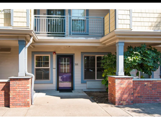 9837 NE Irving St Unit 305, Portland, OR 97220