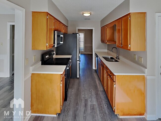 7755 Antler Cove W, Cordova, TN 38016 - photo 4