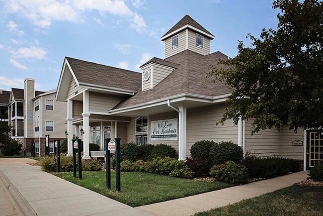 Leasing Office