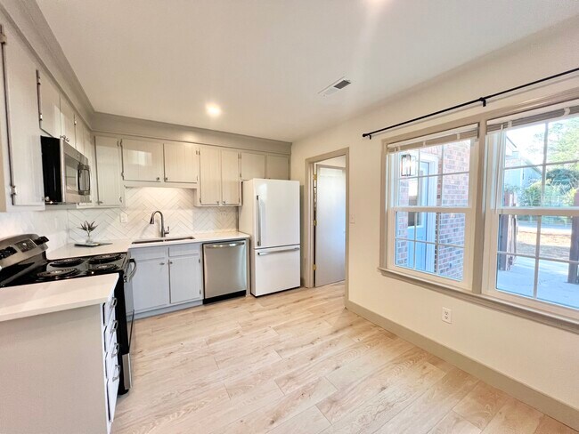 Kitchen/Dining
