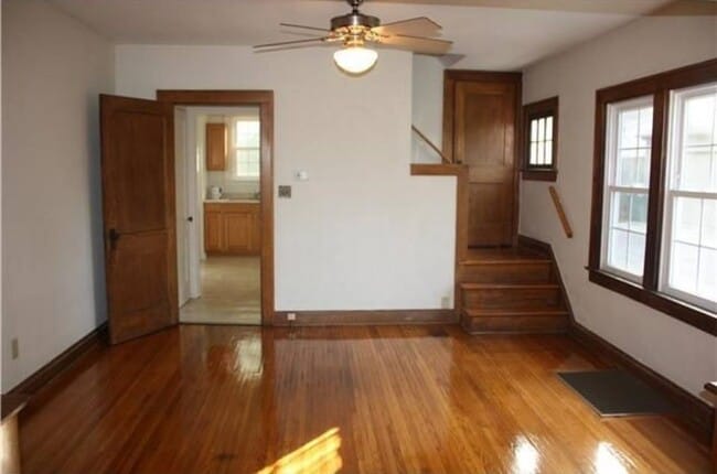 2846 East Ave, Columbus, OH 43202 - photo 2