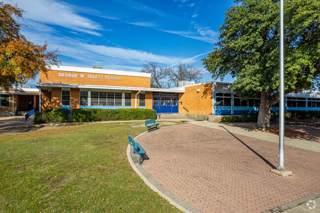 George W Truett Elementary School, Dallas TX Rankings & Reviews - Homes.com