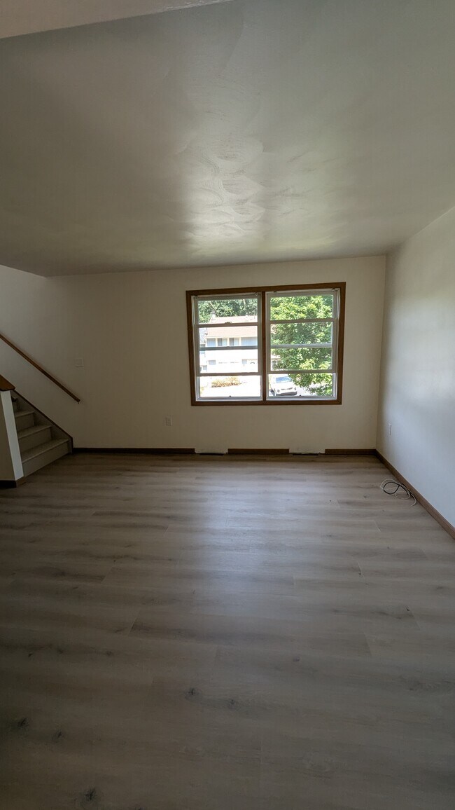 124 Duquesne Blvd, New Kensington, PA 15068 - photo 5