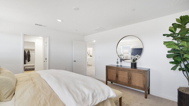 3377 N Vaughan Ave, Fresno, CA 93723 - photo 7